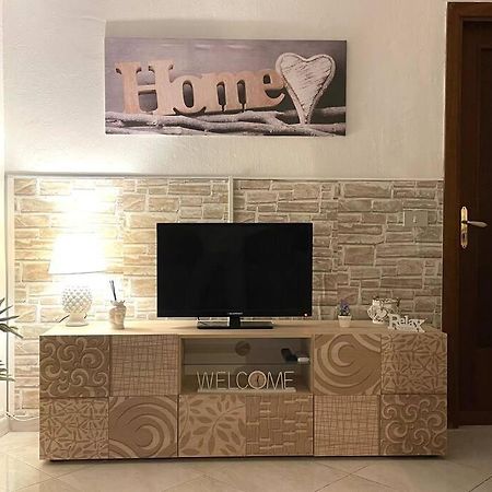 Mona House Accogliente Casa Vacanza Palermo Bagian luar foto